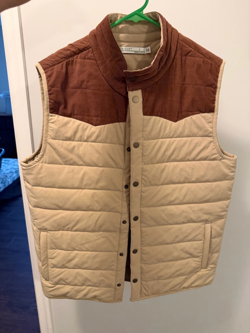 Criquet Two-Tone Quilted Vest in Beige and Brown